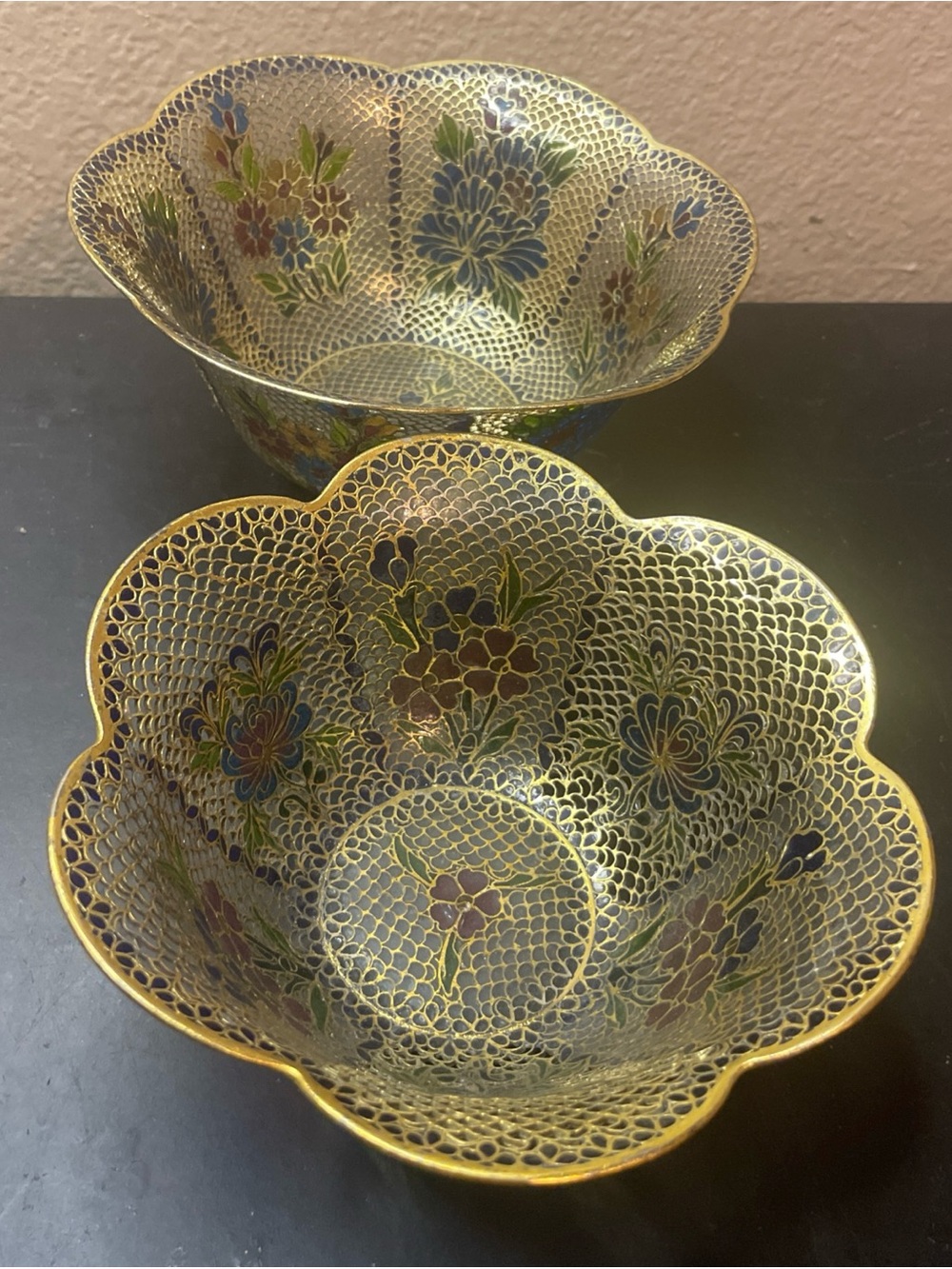 Pair of Gradient Size Plique-a-jour Cloisonné Enamel Scalopped Bowls LG 6” SM 5”
